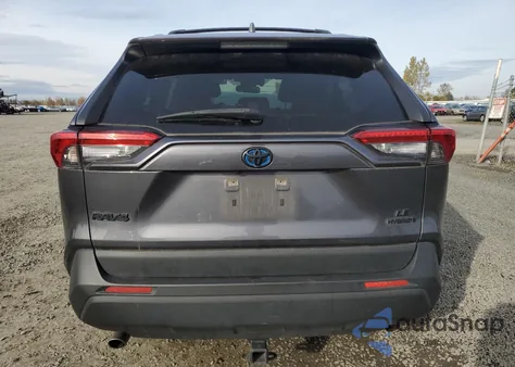 2020 Toyota Rav4 Le z USA, uszkodzony, nr VIN JTMMWRFV1LD549968